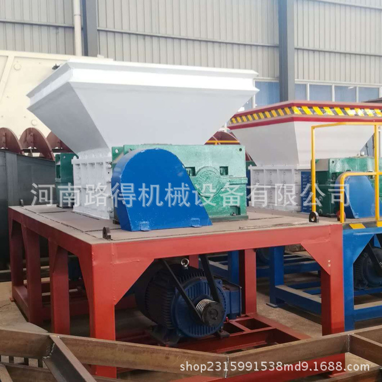 金属破碎机轻薄料废钢家电材铝铁汽车外壳彩钢瓦粉碎机双轴撕碎机示例图3