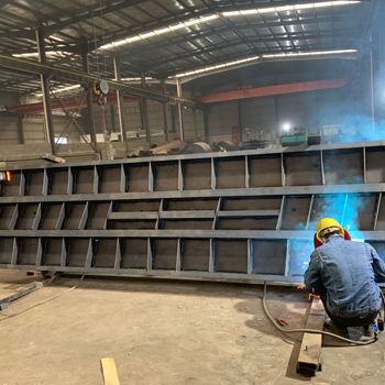 路基箱生产车间2