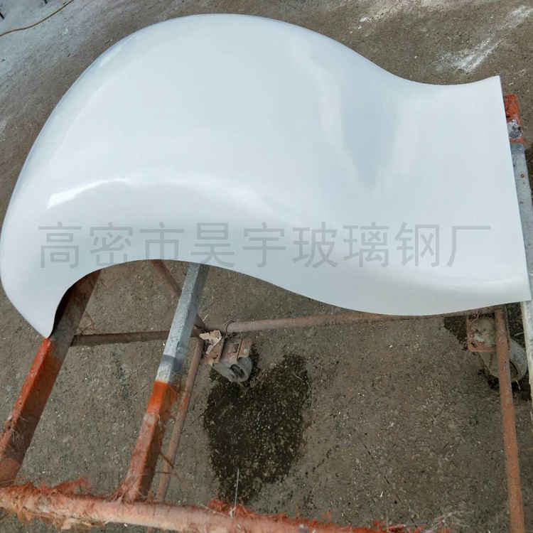 玻璃钢汽车轮眉制品2