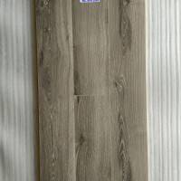 厂家佛山直销12mm复合地板办公会客室木纹耐磨倒角强化木地板