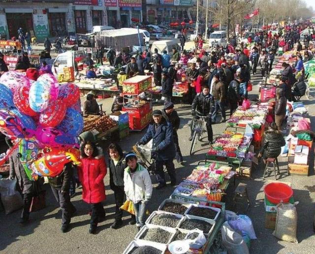 农村集市上20元一根的现割“牛皮带”如此便宜，能是真牛皮吗？