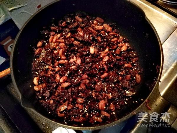 姥姥做了30年的“牛肉酱”，香辣不腻，拌饭开胃，上桌遭疯抢（妈妈牛肉酱）