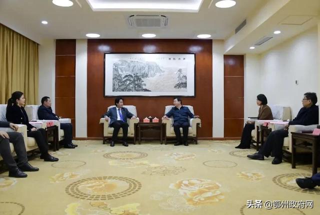 孙兵陈平会见香港铜锣湾集团董事局主席陈智一行（香港铜锣湾集团陈智近期活动）
