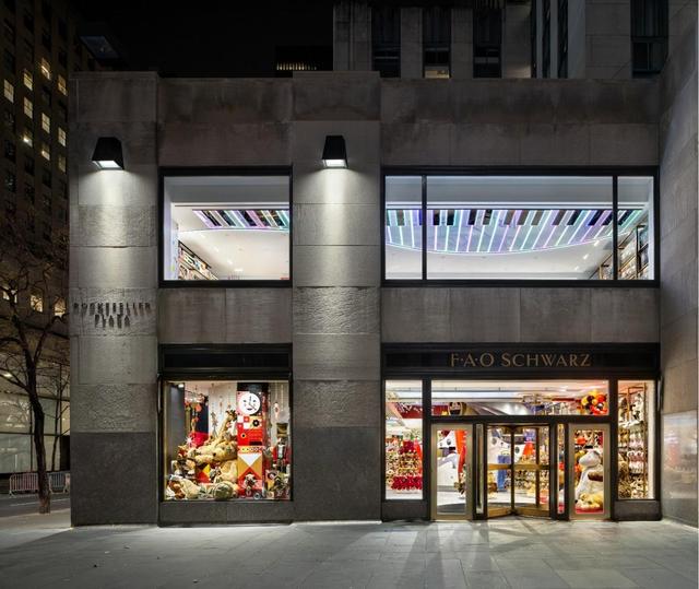海湾兔_FAO Schwarz 全新旗舰店于纽约重新开幕