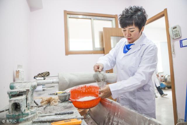 11张图片11份感动，残疾人创业镜头，为了生活他们竭尽所能（残疾人创业的感人故事）