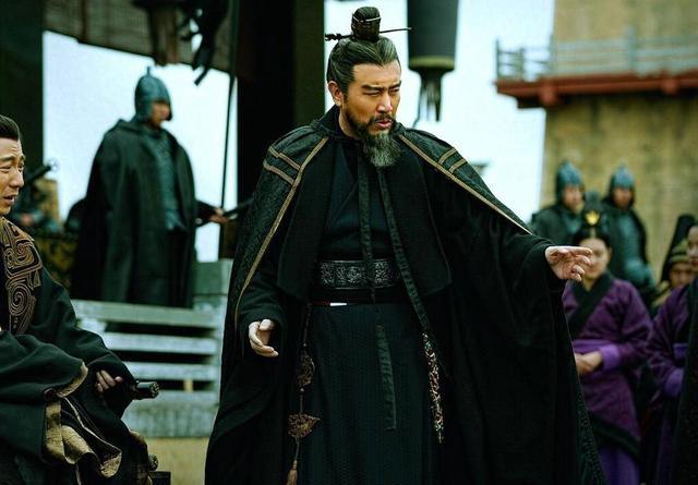 三国祢衡骂人有多厉害？（孔融介绍的人骂曹操）