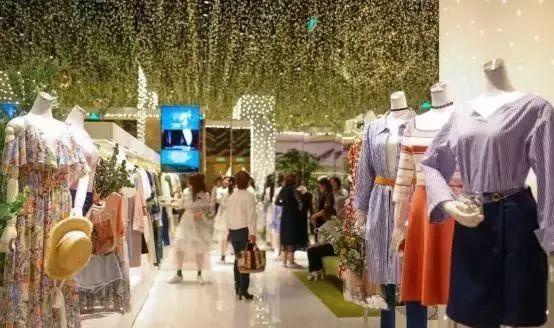 欧时力官网_招了这些女装的mall，简直可以“躺赢”！
