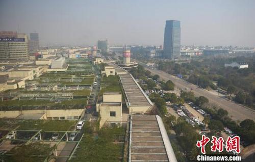 浙江义乌中国小商品城2016年成交额达千亿元 居全球首位（义乌市中国小商品城）
