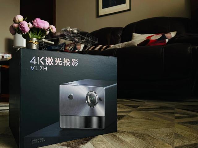 4k投影仪_我买对了一台4K激光投影机（4k投影仪和4k激光电视）