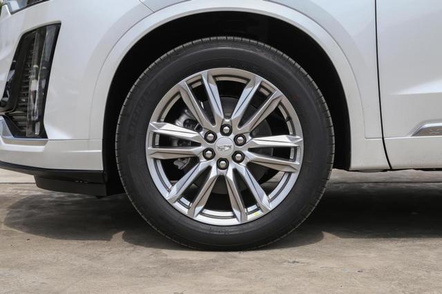 40万级最值得买的3款SUV，动力强劲空间大，这3款就很合适家用（40万舒适性最好的suv）