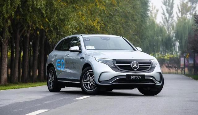 40万级纯电SUV扎堆，EQC/iX3/ES8/LYRIQ/Q5 e-tron怎么选？（EQC纯电动SUV）