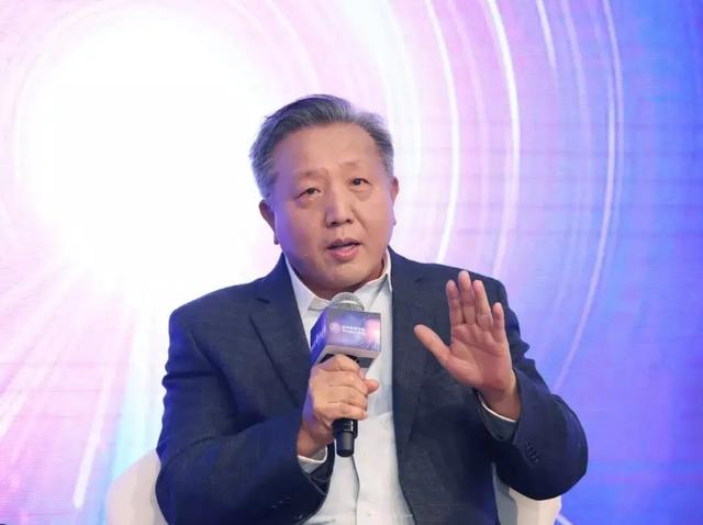 吴晓求_吴晓求说得对！但，房价只能稳，不能大降，也不能再涨（吴晓求谈房价）