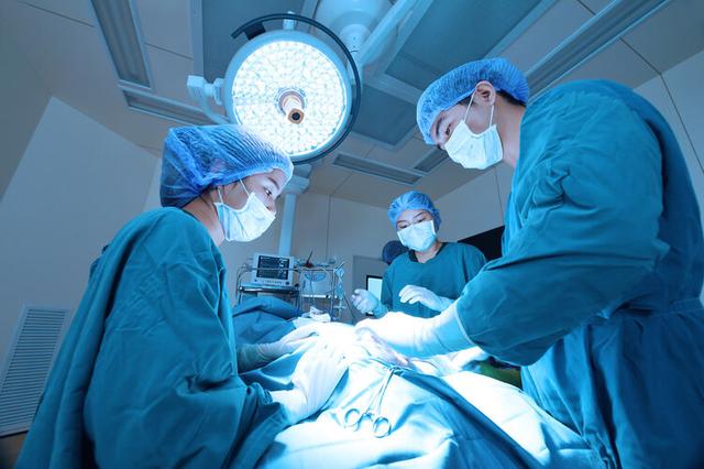 200年前的手术有多可怕，我们今天的医学就有多伟大（200年后的医学）