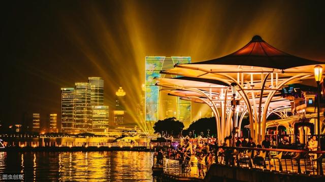 美国作家德莱塞经典散文：我的梦中城市