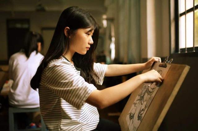 美术生就业方向和前景_美术生毕业就等于失业？25个专业名单公示，绘画不过是其中之一（落榜美术生的画）