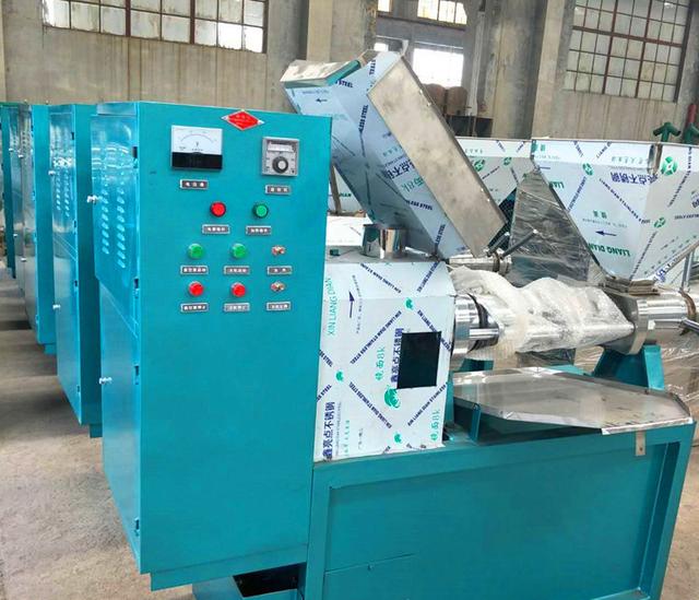 榨油机原理_选择榨油机厂家主要留意以下几个方面：