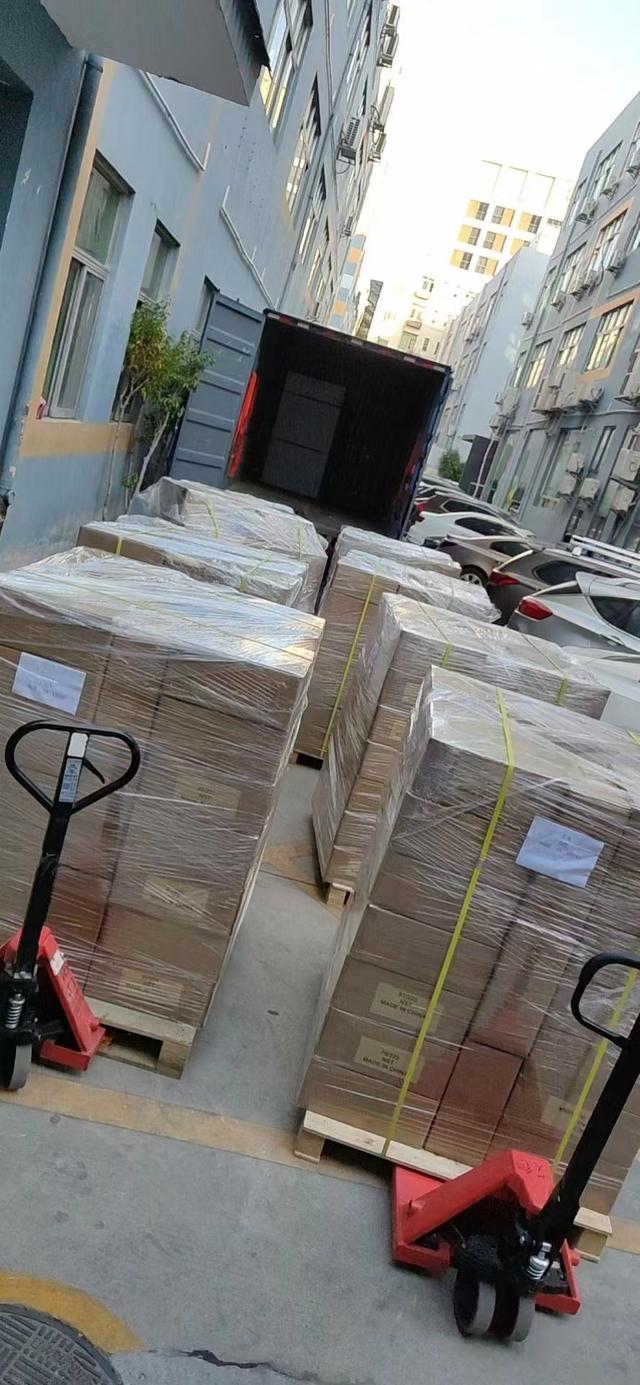 国际快递为什么越来越贵（国际快递越重越便宜）