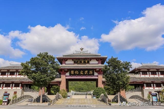 苏州最高山仅350米，位于太湖边，却成为孙子兵法和道教起源地