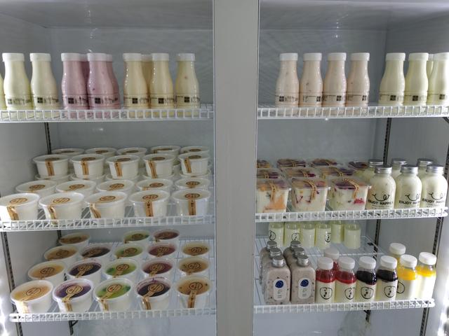 单位上班和自己创业开店，哪个更好？（自己创业好还是单位上班好）