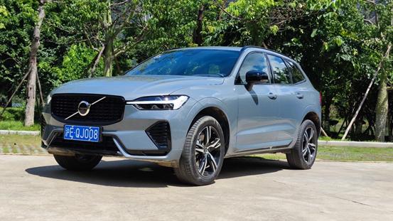 40万想买个豪华品牌的SUV？（40万能买什么豪华车）