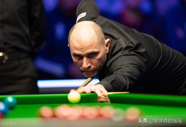 戴维斯斯诺克_中国斯诺克不畏劲敌！乔佩里难阻梁文博！袁思俊欲擒马克戴维斯