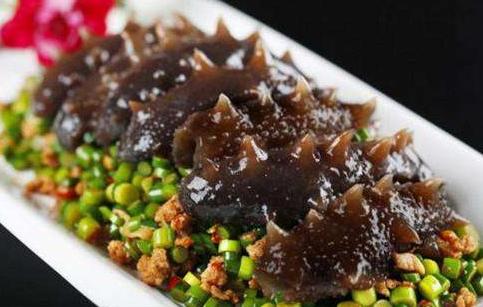 海参入味法纯干货 这个方法做葱烧海参一绝（葱烧海参的做法最正宗的做法窍门）