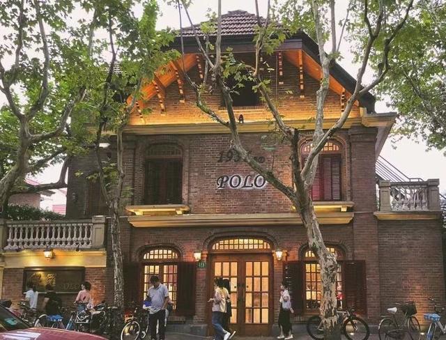 上海本帮菜_上海开了31年的本帮菜馆，曾经火到买下整栋楼，如今却人气惨淡（上海本帮菜老店）