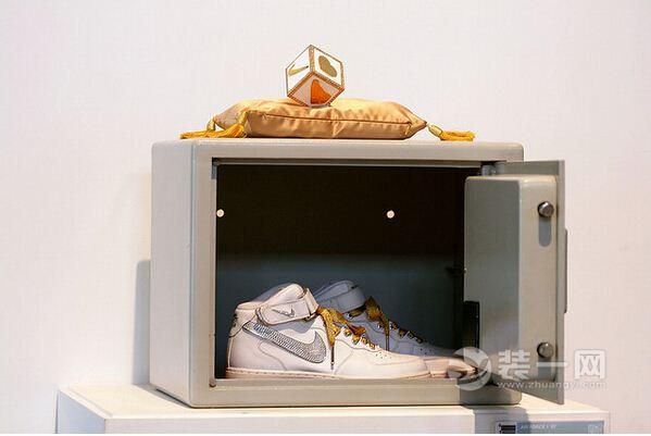 杰宝保险箱_家用保险箱安全吗？尺寸多少？家用保险箱十大品牌推荐（家用保险箱哪款好）