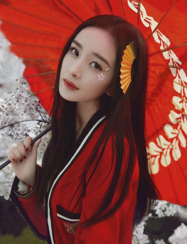 十大85后当红的美女明星（当红气质女明星）
