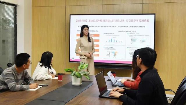 MAXHUB智能交互式电子白板、无线传屏、视频会议触摸教学一体机（maxhub无线传屏使用手册）