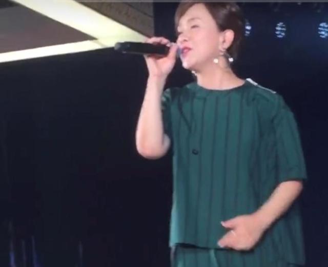 “南国天后”陈明，被时代抛弃的时候，连招呼都不会打