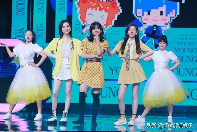 40位央视主持人8位是90后，每一位都是漂亮小姐姐，最小的才24岁