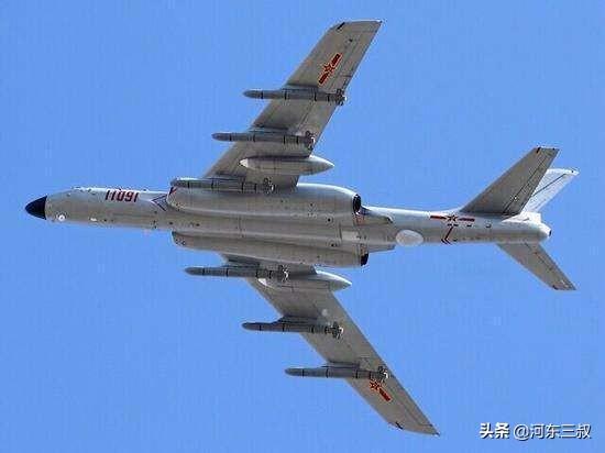 复合挂架成熟应用，使轰-6、歼轰-7化身空中炸弹卡车（歼轰7a挂载）