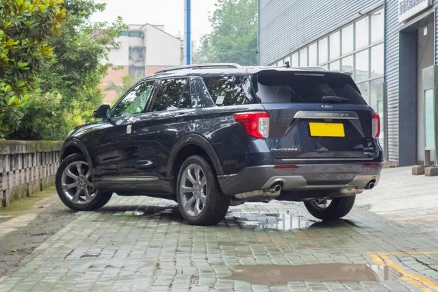 40万内想买一台中大型SUV，就看这3款，面子、里子都有，性价比高（40万左右的中大型suv）