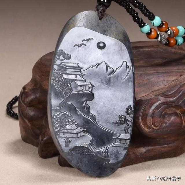 和田玉和翡翠的区别_青花玉vs乌鸡种：1个是和田玉1个是翡翠，却相似到难以区分（乌鸡是玉还是翡翠）