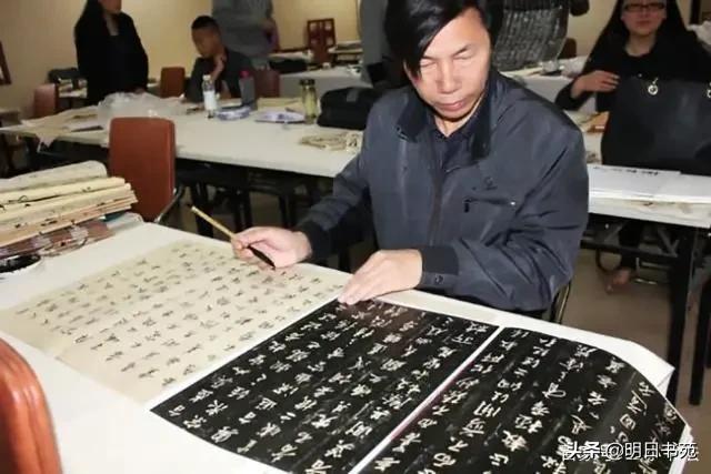 我说你不懂得临摹，你还不服气？