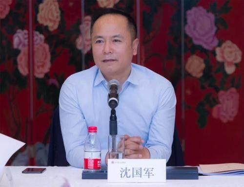 沈国军_低调富豪沈国军：身价百亿和马云称兄道弟，娶小自己21岁的女明星