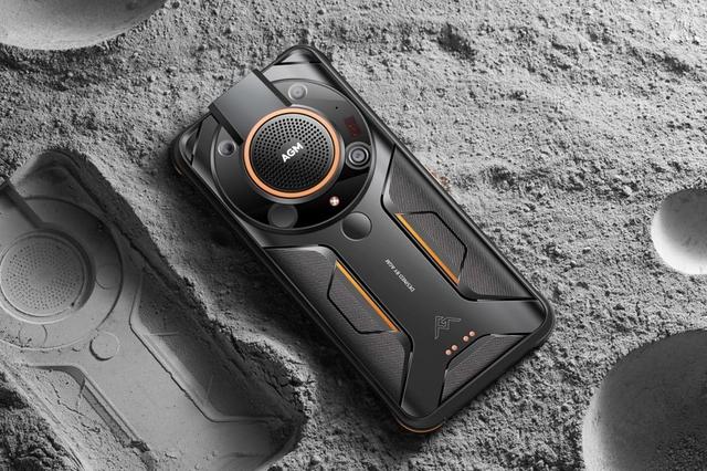 疯狂堆料三防机，AGM G1/G1 Pro发布：热成像+红外夜视+耐低温
