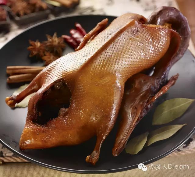 协会理事单位真本味食品带你解锁梁平百年张鸭子的智造“密码