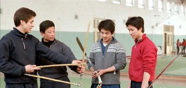 李连杰电影_你知道吗？李连杰是名副其实的B级片之王，这10部电影对他很重要（好莱坞b级之王李连杰）