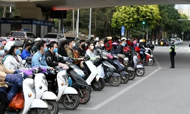 能越野骑行的电动自行车？