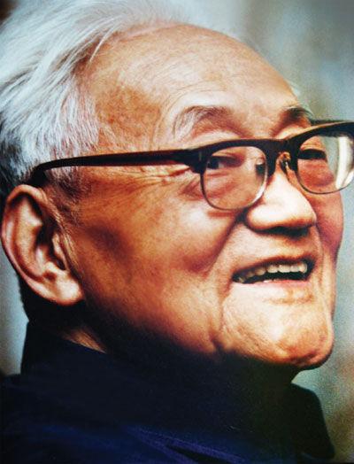 巴金：二十世纪的良心，把亡妻骨灰盒放进卧室，守护30年的不安葬