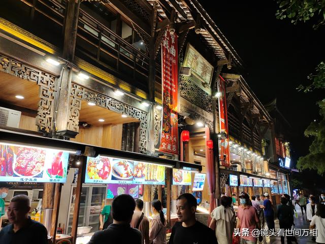摄影师探秘 四川成都巴蜀文化旅游打卡地 宽窄巷子（成都宽窄巷子打卡的景点有哪些）
