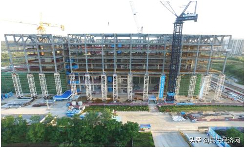 柳州图书馆_柳州市图书馆(新馆)项目顺利完成施工现场塔吊拆除（柳州市图书馆(新馆)项目顺利完成施工现场塔吊拆除网易）
