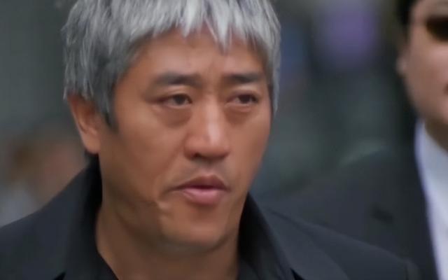 19年过去了，说要帮柯受良养妻儿的刘德华曾志伟，履行承诺了吗？（刘德华不借钱给柯受良）