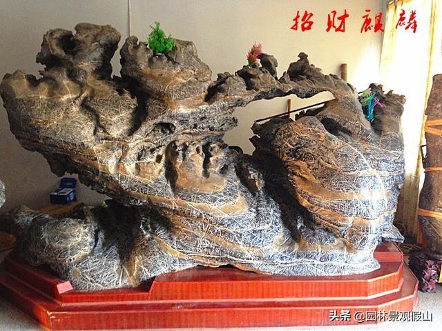 庭院景观假山鱼池设计，给你不一样的舒适生活（庭院景观假山鱼池设计,给你不一样的舒适生活的感觉）