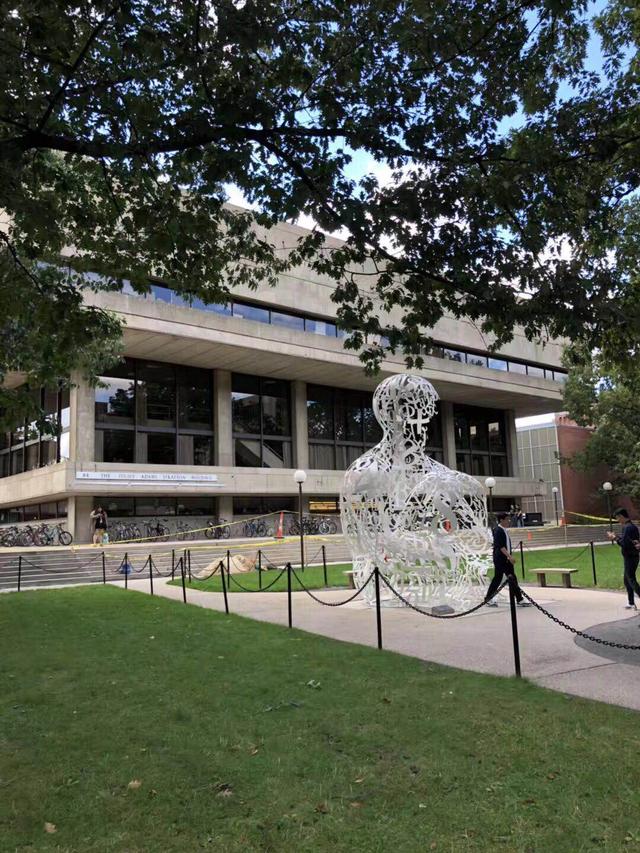 美国公立常春藤院校有哪些？（美国公立常春藤院校有哪些大学）