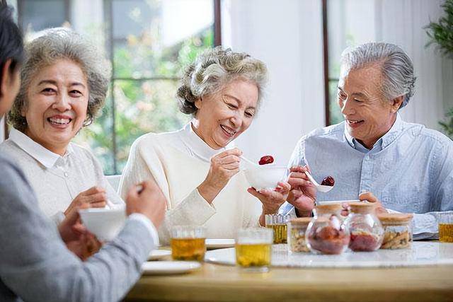 中老年人补品_建议中老年人，如果不差钱，多吃这3种食物，强过天天吃保健品（老人经常吃保健品好吗）