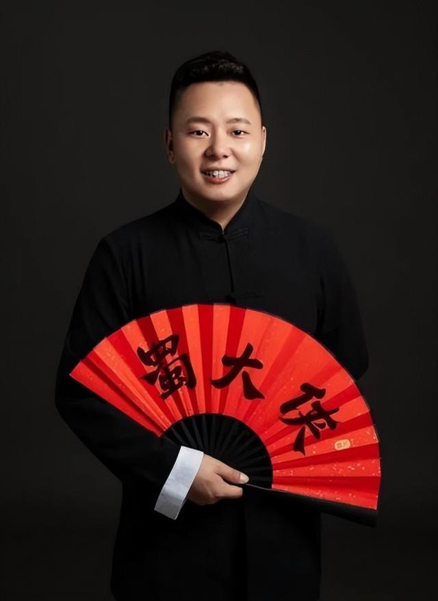 蜀大侠火锅创始人江侠：越是在泥沙聚下的时代，越要不忘本心（蜀小侠火锅）