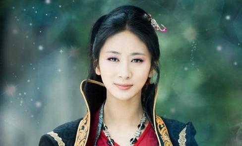 《六爻》：priest，每一代人的求索，都是亲手将父辈埋进土里开始（六爻在线阅读priest）